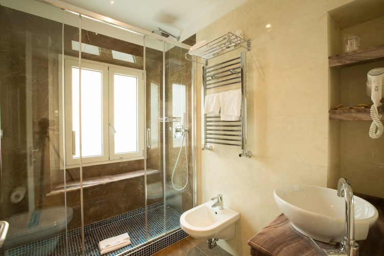 Floris Hotel photo 21