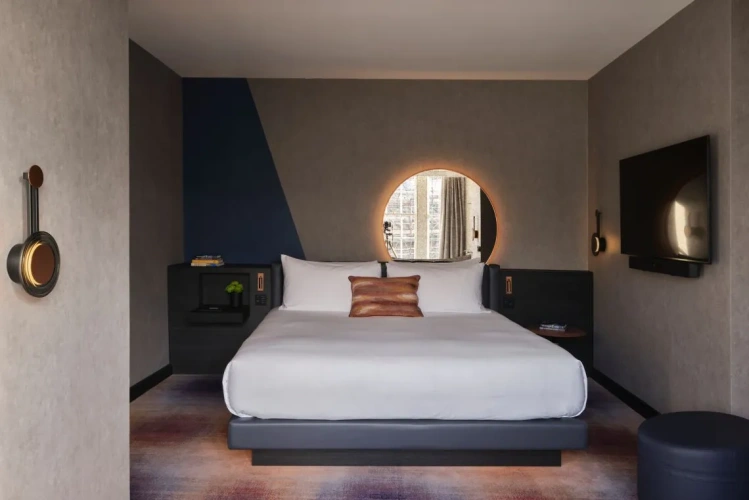 1 Bedroom Deluxe James Craig Double Suite
