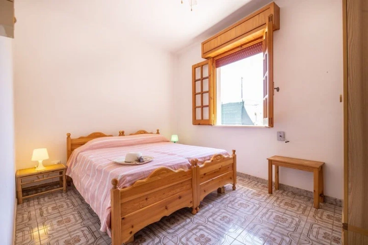 3 rooms Basement Apartment