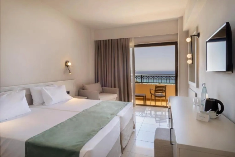 Superior Double room with sea view