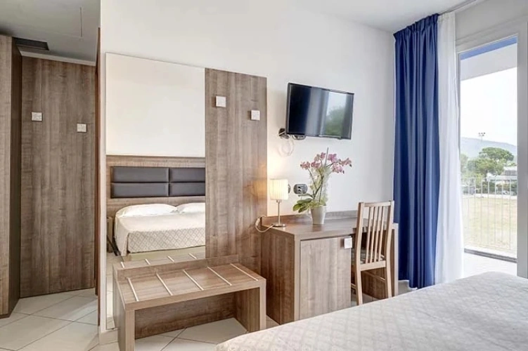 Classic Triple room