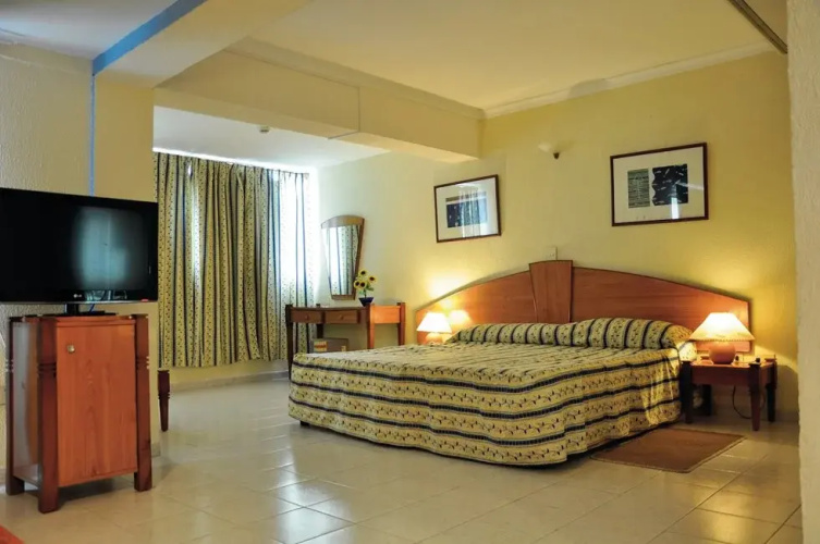 Gran Caribe Sun Beach