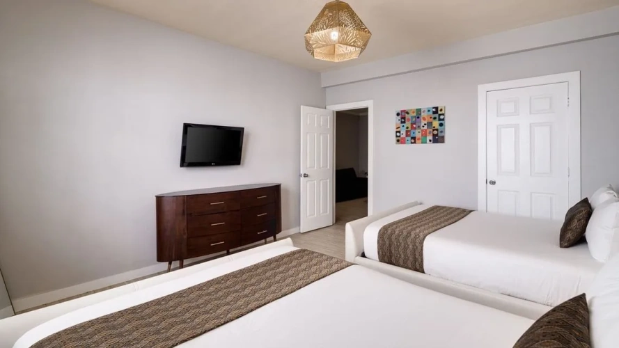 1 Bedroom Quadruple Suite