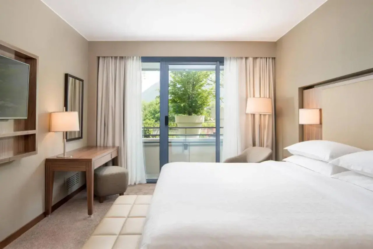 Sheraton Lake Como Hotel