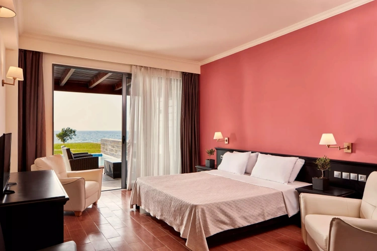 Junior Suite with Private Pool
