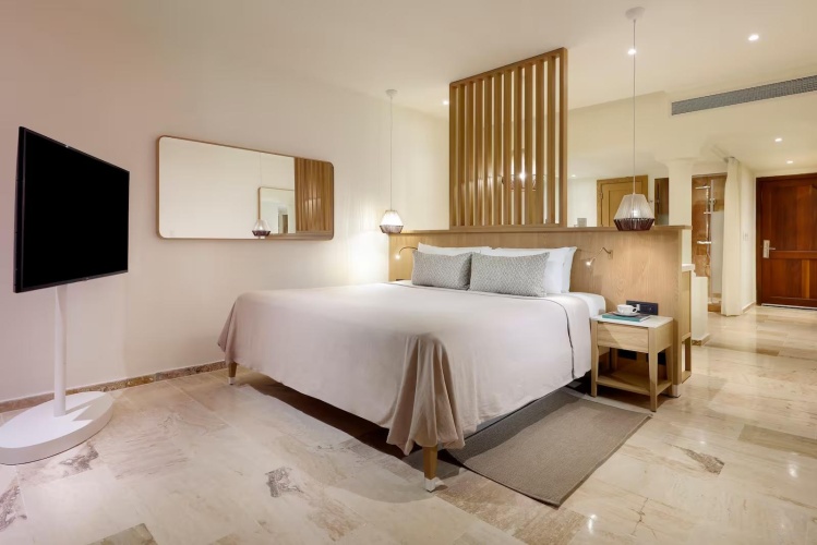 Adults Only Double Junior Suite with garden view