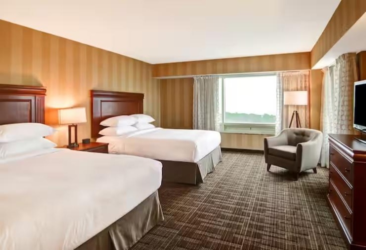 2 Bedrooms Quadruple Suite with view