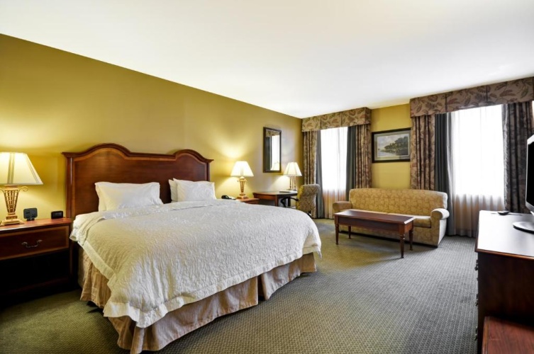 Hospitality Twin Suite
