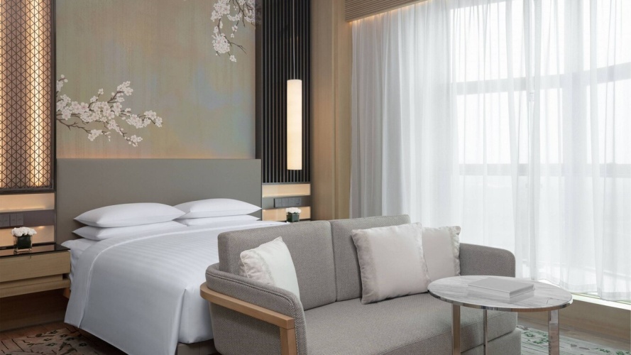 1 Bedroom Double Club Suite