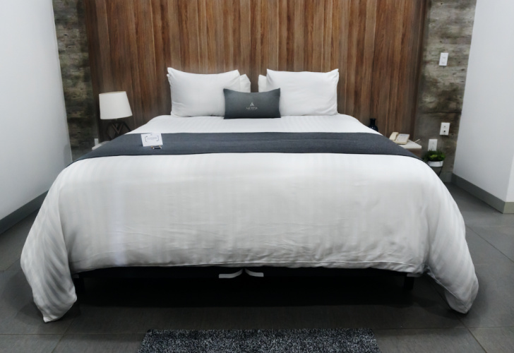 Sextuple Master Suite