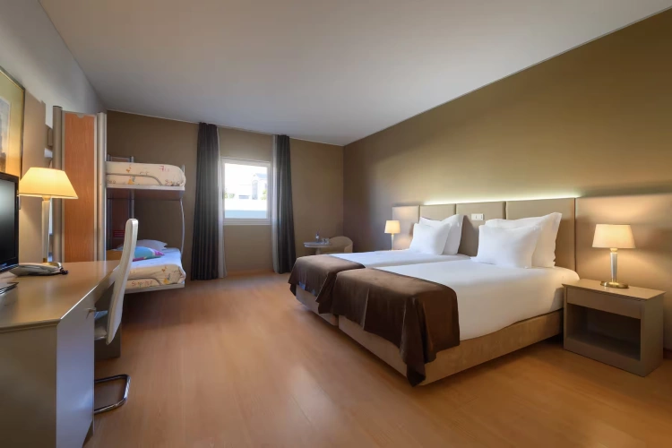 Deluxe Triple room