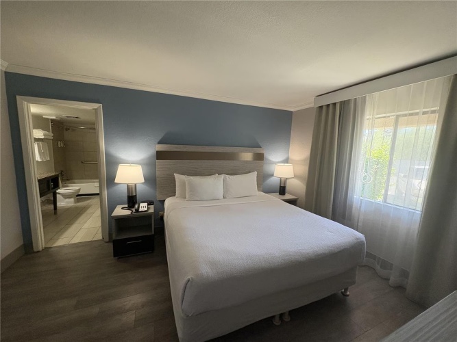 Large Double room