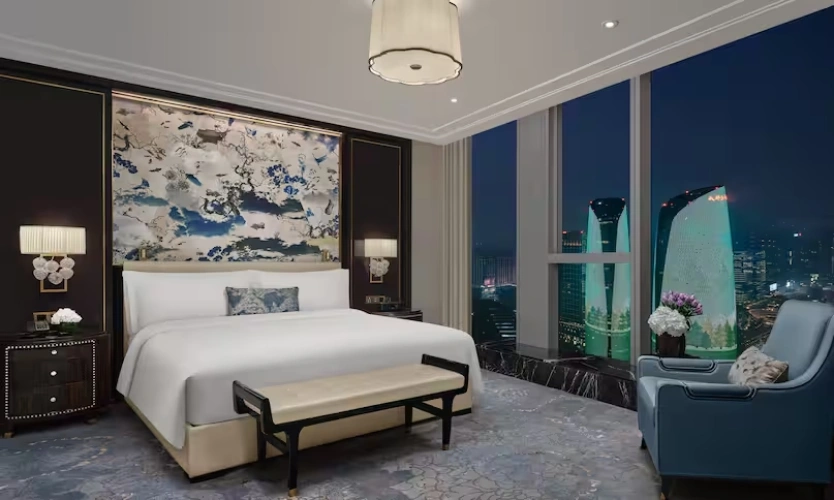 Twin Tower Waldorf Astoria Suite