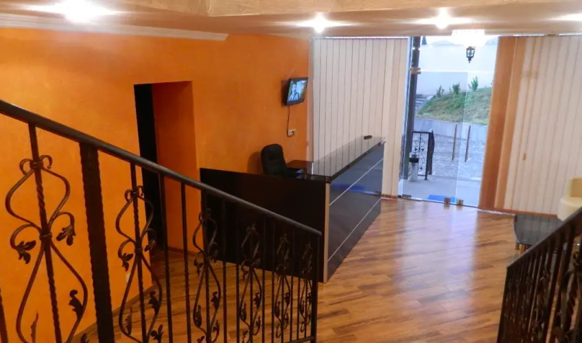 Hotel Kavkazioni