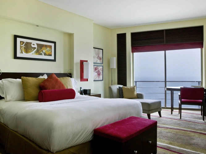 Luxury Double room with balcony and with city view