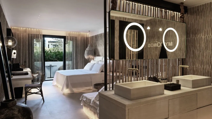 Nos Double room with balcony and with garden view