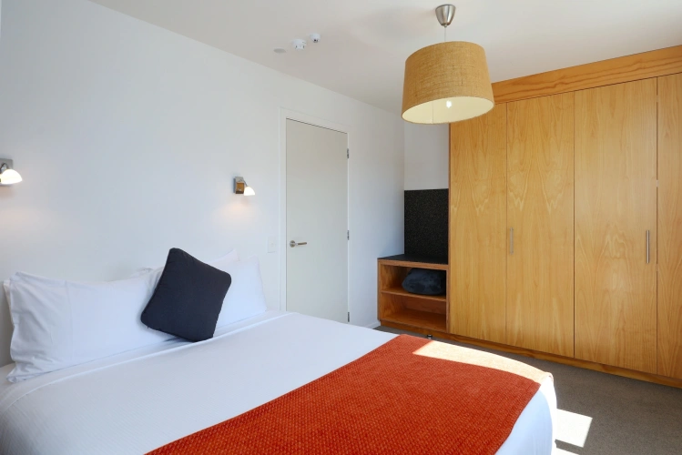 2 Bedrooms Superior Quadruple Apartment