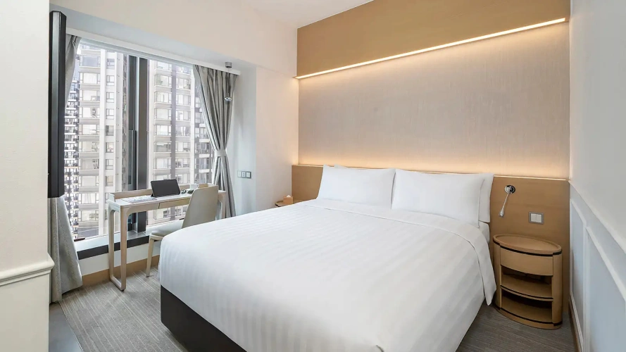 Deluxe Double room with city view