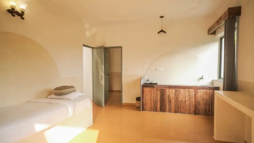 Royal Hillside Suite
