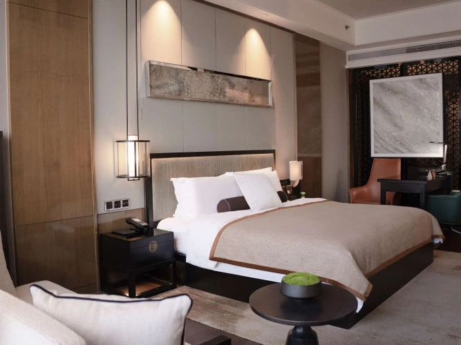CEO Double Suite