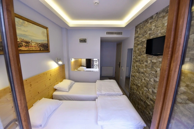 Small Twin room