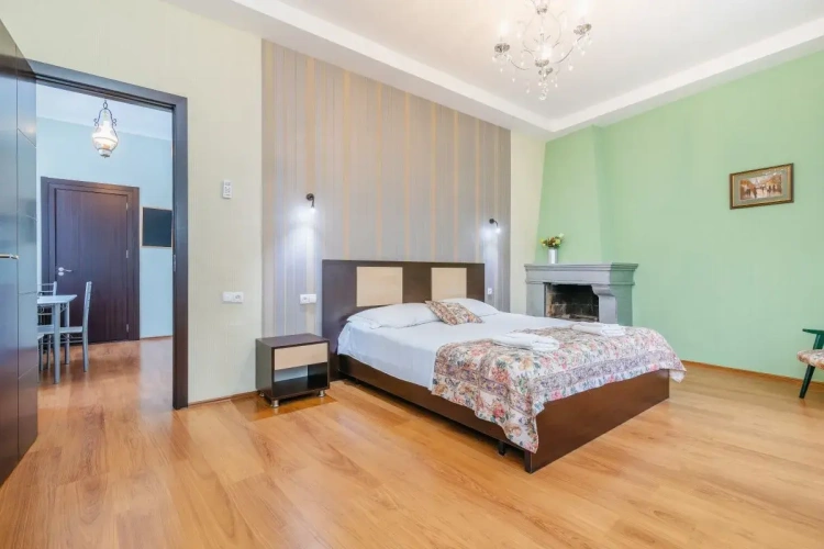 2 Bedrooms Family room