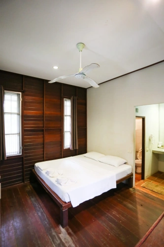 Hot Shower Double Fan Bungalow with garden view