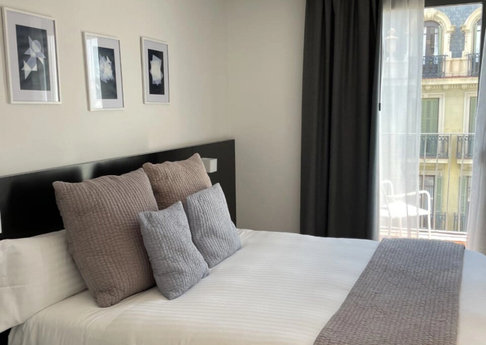 1 Bedroom Apartment