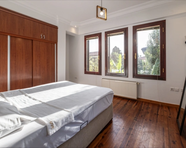 2 Bedrooms Villa with garden view