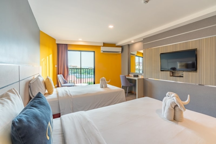 Deluxe Triple room