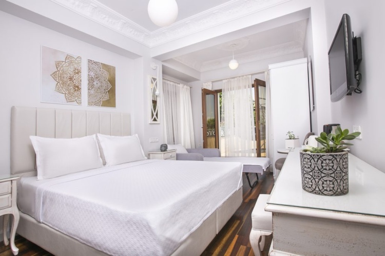 Private Terrace Double room with sea view