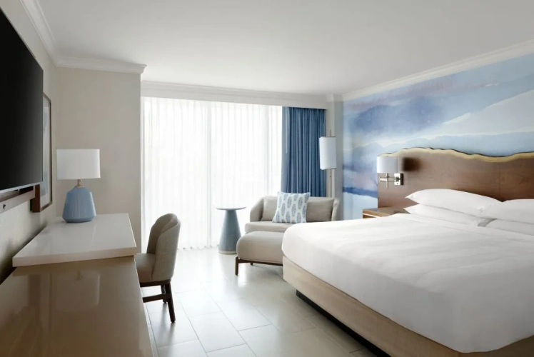 Deluxe Double room with balcony and oceanfront