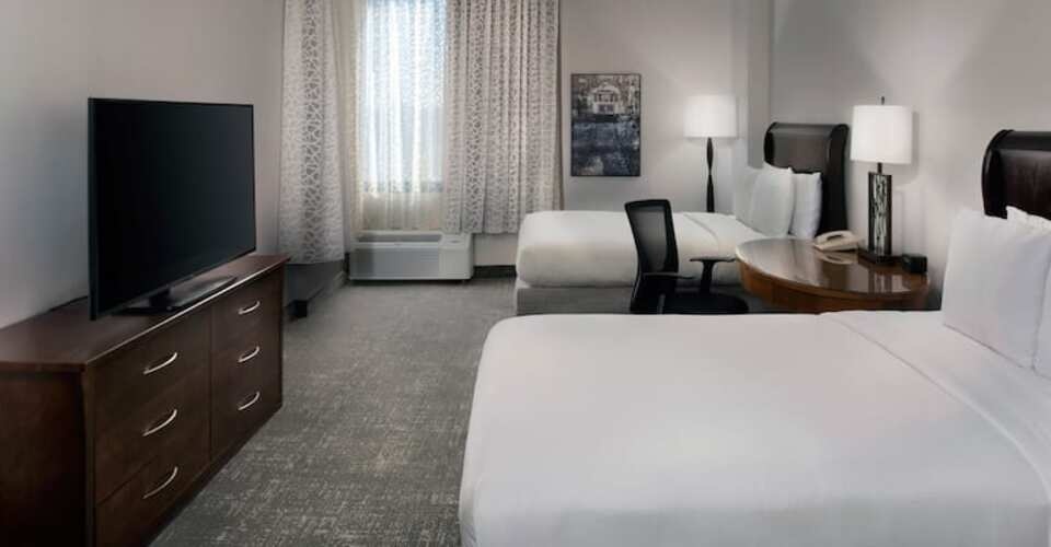 Corner Twin room