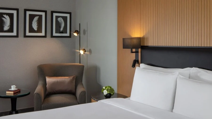 Executive with Soluna Beach Club Access Double Suite