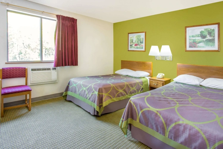 Quadruple room