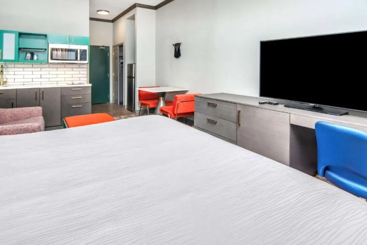 Big Country Hotel & Suites, SureStay Collection by BW photo 13