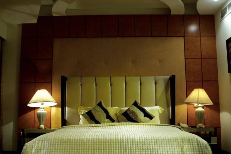 Deluxe Double Suite