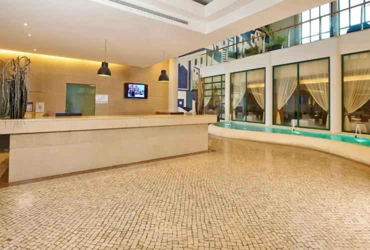 Balaia Plaza