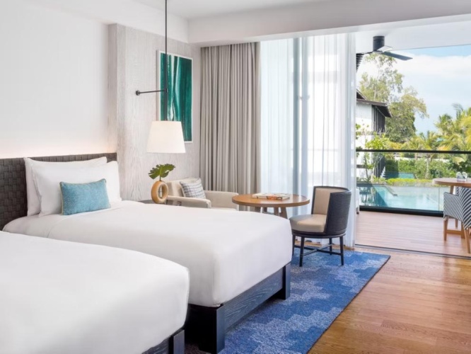 Essential Twin room with balcony and Resort View