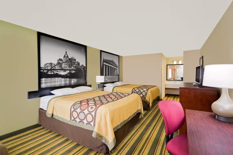 Mobility Accessible Smoking Quadruple room