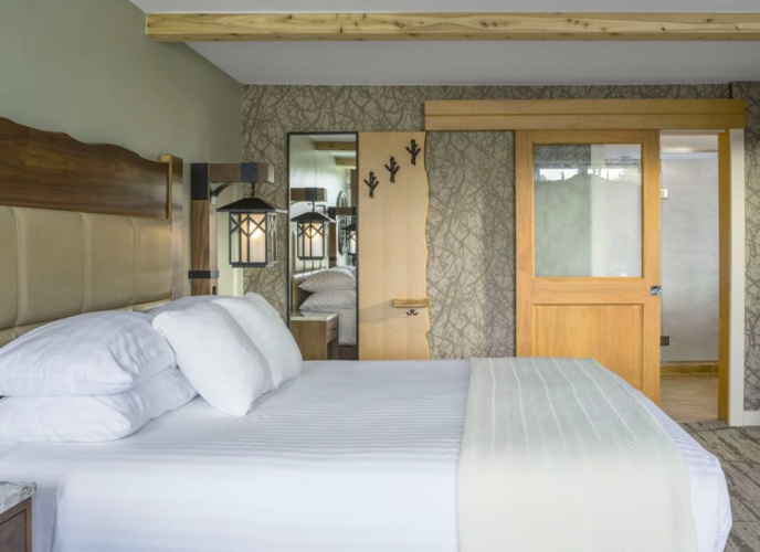 Double Suite