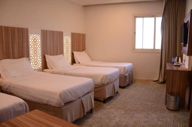 Basic Triple room