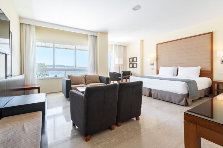 Access to the Thermal Club Double Junior Suite