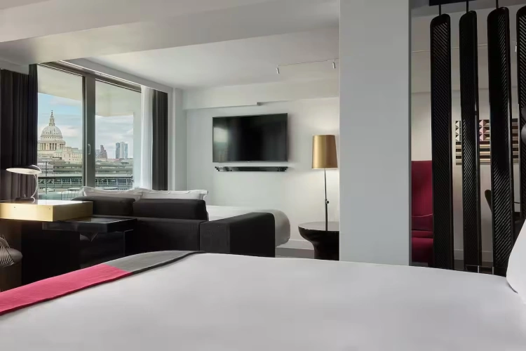 Double Suite with balcony and with river view