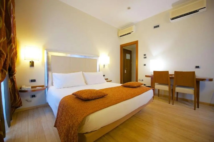 Best Western Crystal Palace Hotel photo 14