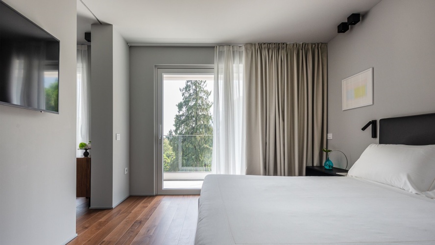 Executive Quadruple Suite