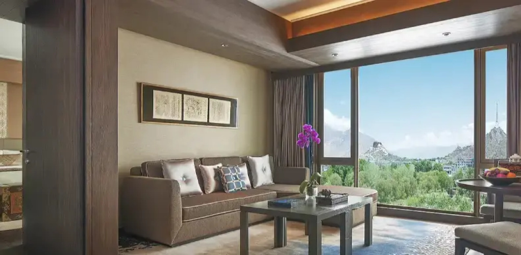 Executive Double Suite with Potala view
