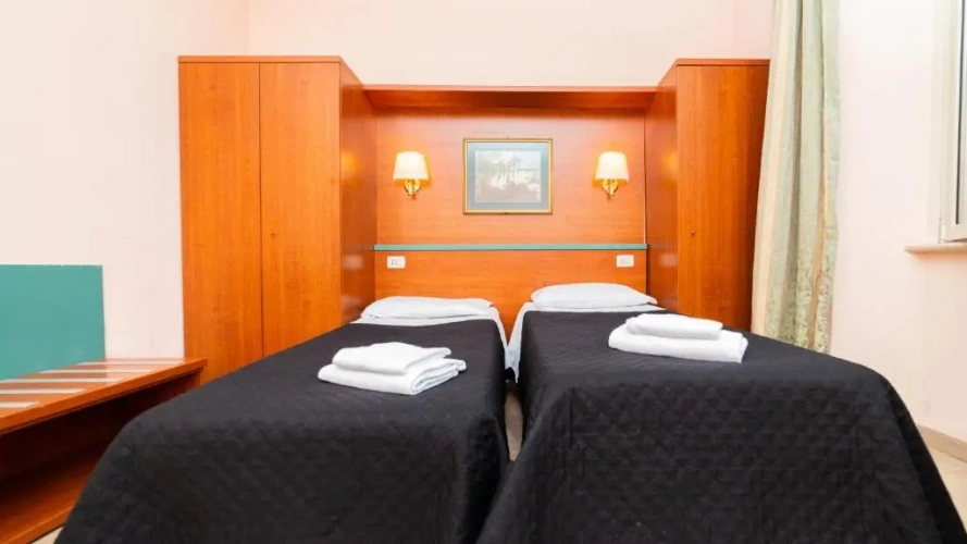 Twin room