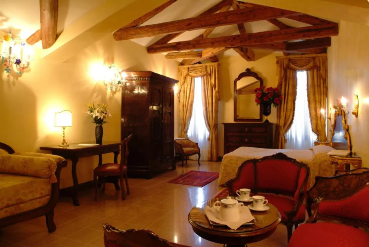 Hotel San Cassiano Residenza Depoca Ca Favretto photo 14