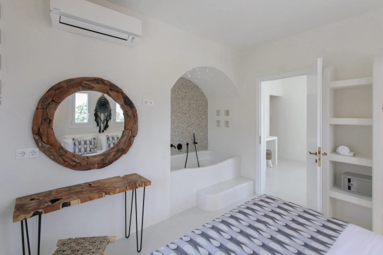 Klio Elegant with Outdoor Heated Hot Tub Villa with balcony and with sea view